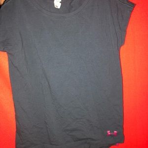 grey under armour shirt